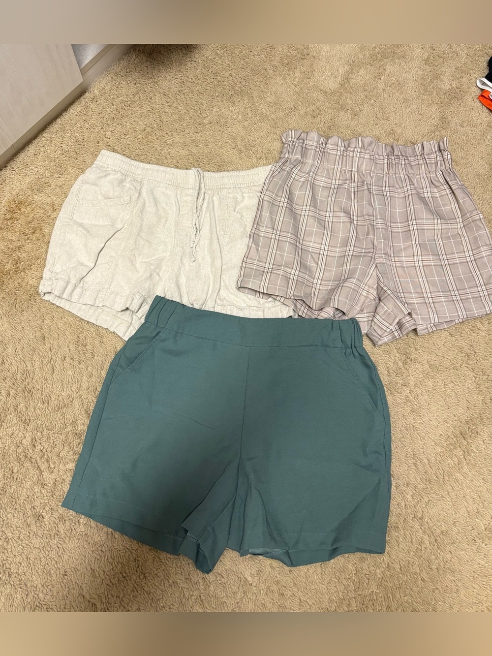 Everyday Women's Elastic-Waist Shorts - Green, Cream, and Plaid